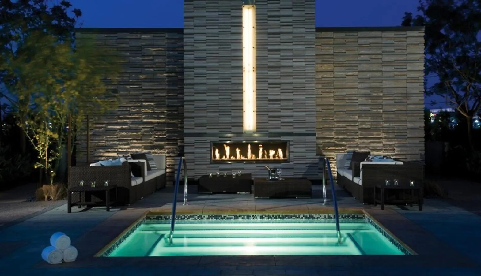Tatil Evi Best Strip City Views Balcony Suite No Resort Fee Las Vegas ABD