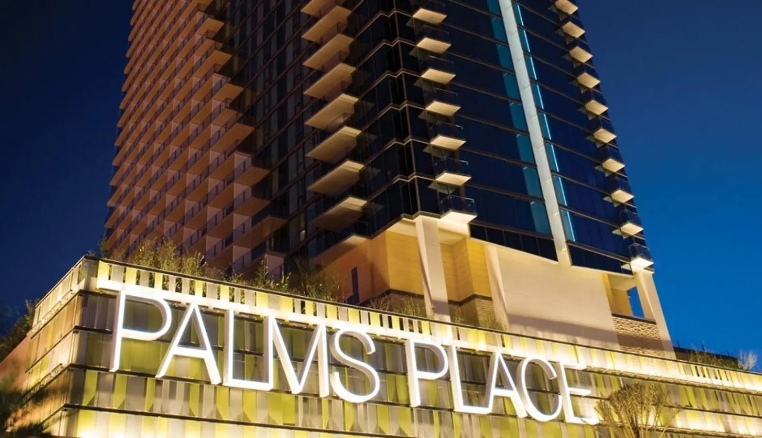 Best Strip City Views Balcony Suite No Resort Fee Las Vegas ABD
